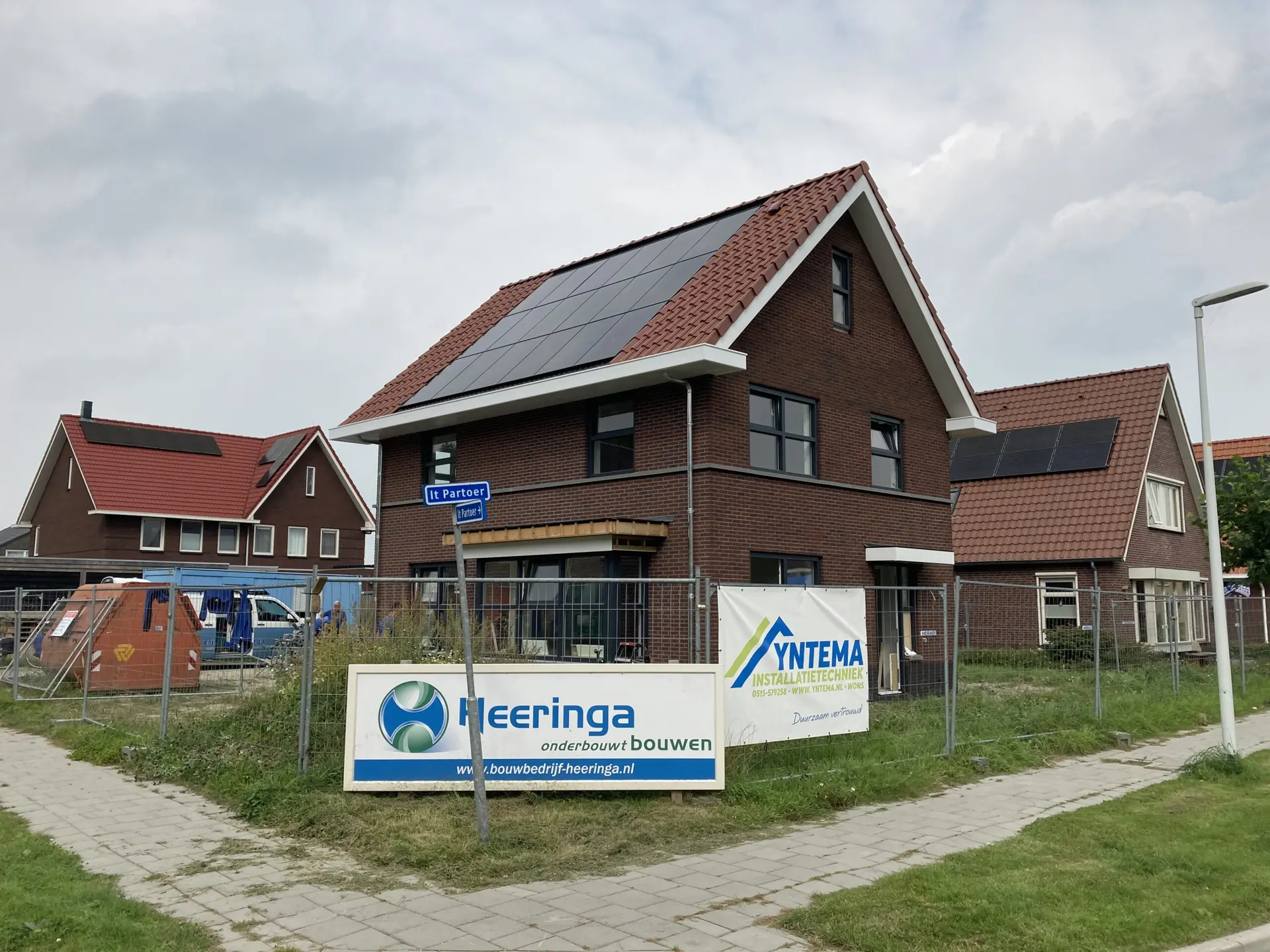Energie neutrale nieuwbouw woning met aardwarmtepomp in Witmarsum