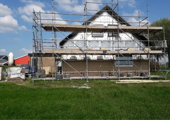 Renovatie en isolatie buitenschil bedrijfswoning — afbeelding 3