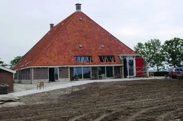 Verbouw / renovatie en onderhoud woonboerderij It Heidenskip
